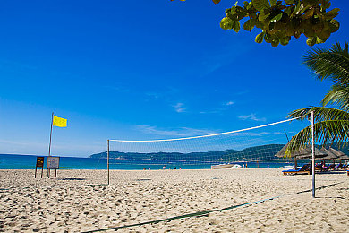 男生日女生下载：引擎轰鸣，爱意共驰，地平线上的情侣浪漫之旅-2