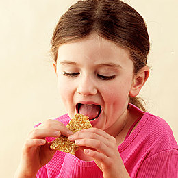 打扑克好爽：王牌车手今日上线，融合扑克策略的极速狂飙等你体验-2