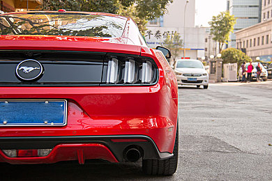 下载黄色软件禁18：极速狂飙禁忌赛道，硬核规则下的真实驾驶伦理试炼