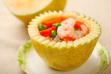 18加动漫:硬核驾驶与二次元幻想碰撞,全新模拟游戏今日正式发售-2