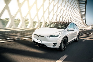 鸡鸡对鸡鸡的软件：《极速改装：街头争霸》引爆玩家社群，硬核改装文化掀起数据对决热潮