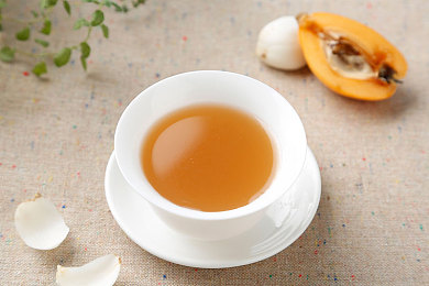 国产男女AV：赛道风云新DLC登场，国产竞速双雄赤霄与霓裳性能解析-2