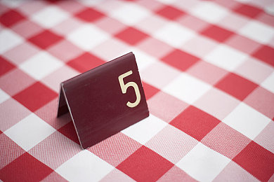 成人APP导航：都市狂飙，极速选择，驾驭梦想的精准之路