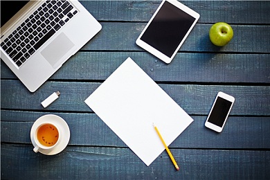 18大夜晚禁止软件：夜幕下的极速反叛，用黑客工具挑战未来都市交通法则