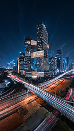 美女搞基软件下载：极速联结，霓虹街区中的虚拟人生与赛车社交