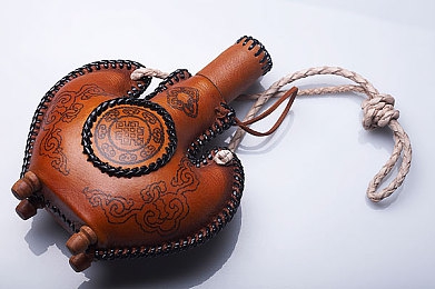 体育生洗澡隐私秘 免费：《极速洗车王》免费更新，解锁青春剧情与极限洗车新挑战