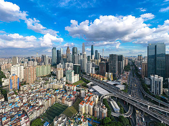 国产做爱av：虚拟驾驶与情感交织，国产汽车文化之旅新体验-2