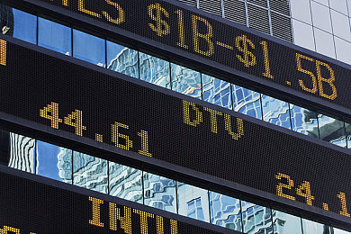 真人拨萝卜：极限农场今日上线，硬核驾驶融合经营策略开启全新挑战