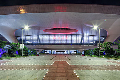 成全影视高清免费追剧软件优势：在虚拟都市中自由驾驶，体验如追剧般畅快的开放世界竞速之旅