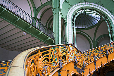 丈夫旁观娇妻3p：竞速新作颠覆传统，三人协同策略开创赛道新关系-2