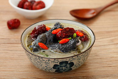 打扑克又疼又叫的视频软件：极速狂飙与策略卡牌的交响，赛道上的智勇对决