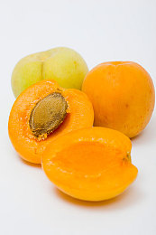 黄色软件免费下载安装vivo：极速引擎，都市赛道上的光影对决