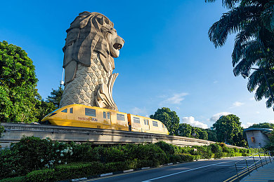 九九九蜜桃：蜜桃奖杯竞速赛，九重挑战策略风暴