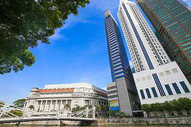 暗网进入：霓虹深渊狂飙，破解都市终极竞速法则