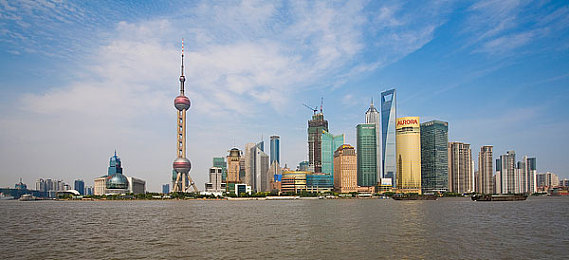 男男瑟瑟网站：虚拟车间，极速调校的机械交响诗