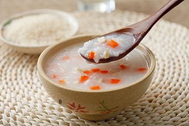 打屁股调教：《极限赛道：惩罚模式》今日上线，硬核驾驶的疼痛教育如何重塑赛车游戏体验-1