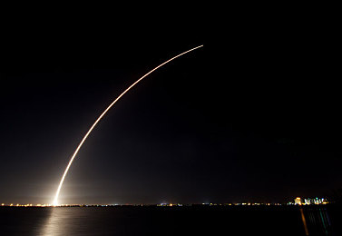 男生把坤坤放进女生的坤坤里面：当狂暴心脏潜入优雅躯壳，调校的艺术