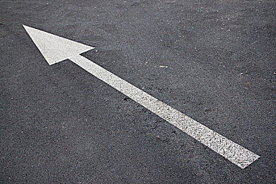 台湾佬中文娱乐222vvv：霓虹港的涡轮心跳，街头艺术与速度的诗篇