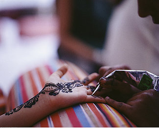 日批发软件免费下载安装tintok:极限竞速地平线新攻略,打造你的虚拟汽车商业帝国-1