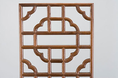 黄片404：地下赛车改装风云，游走法律边缘的极限挑战