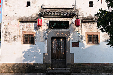 91好 色 先 生tv：霓虹城极速传说，雨夜街头竞速幻想曲