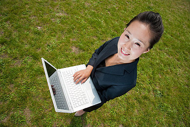 男人单插女人软件：智能副驾革新赛道，人机协同重塑竞速新体验