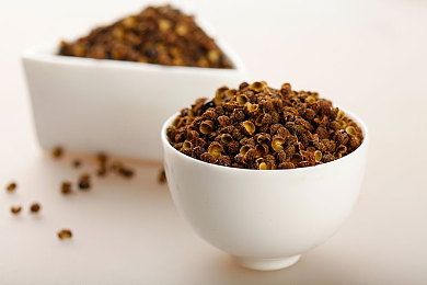 蜜桃av片:霓虹狂飙,解锁未来都市的极速美学与驾驶艺术-1