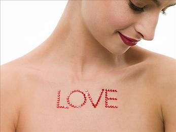 中国十大污软件:极速穿梭,数据霓虹中的净化使命-1