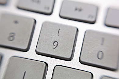 桥本香菜的启蒙妈妈是学生：声优养成新作深度测评，双重身份导师引发玩家热议