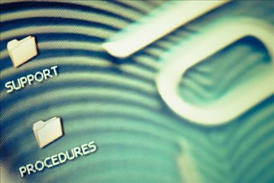 黄色软件APP免费下载OPPO：极速狂飙新游登陆OPPO商店，都市霓虹赛道引爆竞速热潮