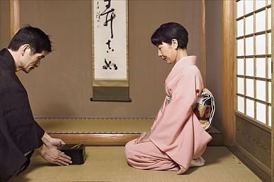 少妇厨房与子伦厨房的互动探讨：竞速新游今日上线，厨房主题赛道引爆双阵营对决狂潮