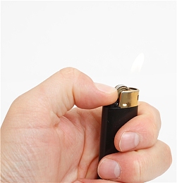 黄色软件APP：虚拟改装师游走法律边缘，硬核赛车新作引爆机械美学争议-2