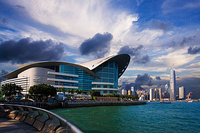 男人和女人上床的软件：双人协同驾驶舱，未来都市竞速之旅-2