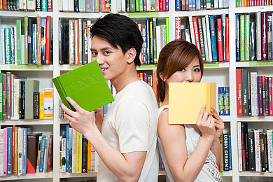 少好洗澡与子伦：洁净与狂飙，机械哲学的速度诗篇