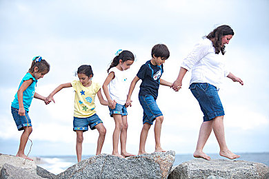 啦啦啦www：欢乐竞速，笑声能量全开竞速赛