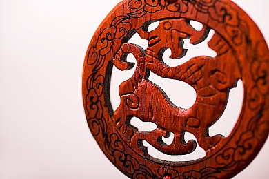 女生的逼软件：竞速新作极速幻影上线，硬核玩家挑战毫米级精准操控艺术