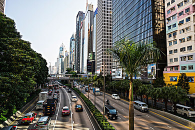 明星操逼：极限车神驾驭指南，体验赛道上的精准操控艺术