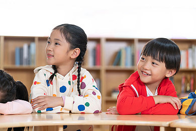 成人国产大片：《侠隐风云》正式上线，深度武侠叙事引爆玩家热议-2