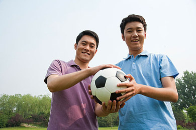 粉色视频苏州晶体：赛博竞速新作明日发售，东方霓虹都市上演数据争夺战