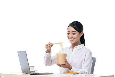 黄色APP视频下载：霓虹车语，疾速涂鸦，街头传奇由你自定义