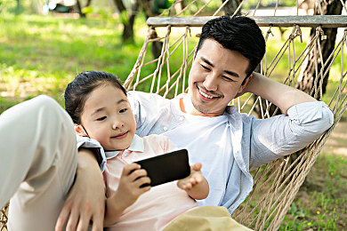 秘密入口：极速迷宫新玩法，解锁隐藏赛道体验竞速解谜融合