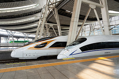 男的把困困放到女生的困困里表情包：《长途伴侣》今日上线，双人驾驶共抗疲劳，情感与策略交织的全新合作体验-1