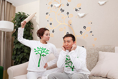 亚洲综合韩日：东方极速韵律，霓虹弯道美学