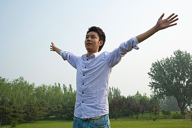 天堂a在线:云端竞速新纪元,极致驾驶体验与全球玩家同场对决-1