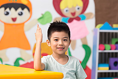 痛痒的打扑克：极速牌手全新上线，体验策略与激情的公路卡牌竞速对决