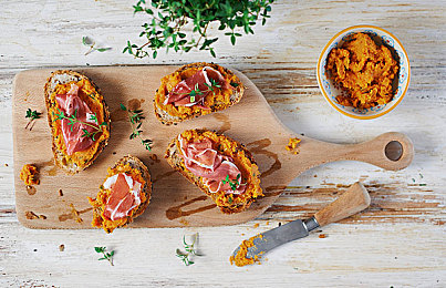 男男 暴菊 Gay 无套：双人竞速新纪元，极速搭档的终极信任考验-2