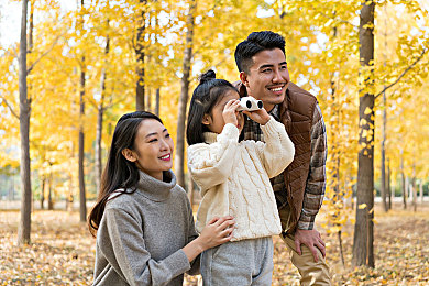 大香蕉插水蜜桃：竞速艺术新境界，漂移与走线的完美融合之道