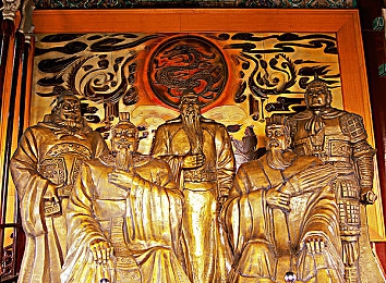 汉服齐胸襦裙喷水视频：霓裳飞驰于盛唐幻境，水墨喷射竞速东方美学