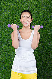 黄色视频oppo：霓虹疾驰，智能镜头记录下的未来竞速革命-1