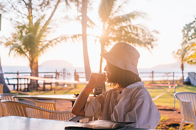 一个妈妈4字中头强华驿头:汉字解谜驱动引擎,文化赛道竞逐终极冠军-1